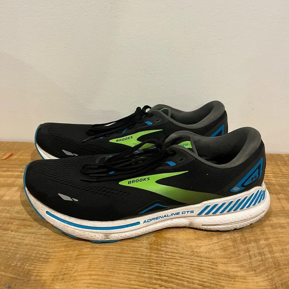 Brooks adrenaline gts athletic‎ sneakers running shoes men’s 9.5